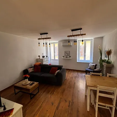 Vielle - 4 Personnes * Ajaccio