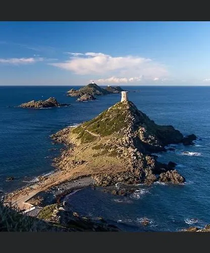 Vielle - 4 Personnes Daire Ajaccio (Corsica)